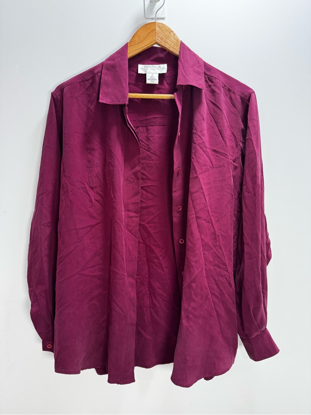 Priscila 100% silk Burgundy Button-Up Shirt - Crisp Collared Long Sleeve size M